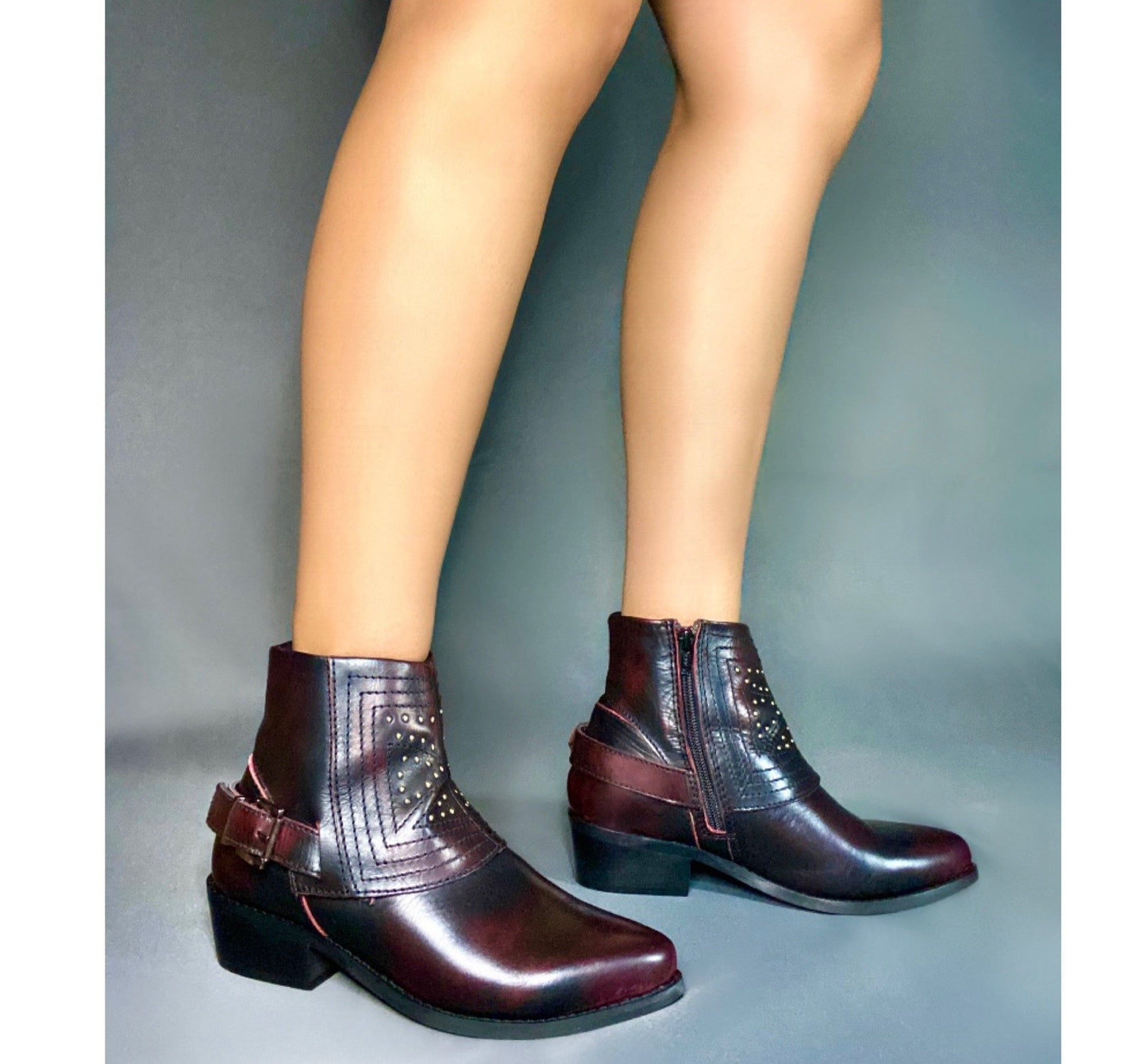 Jully Cherry Western Ankle Boot