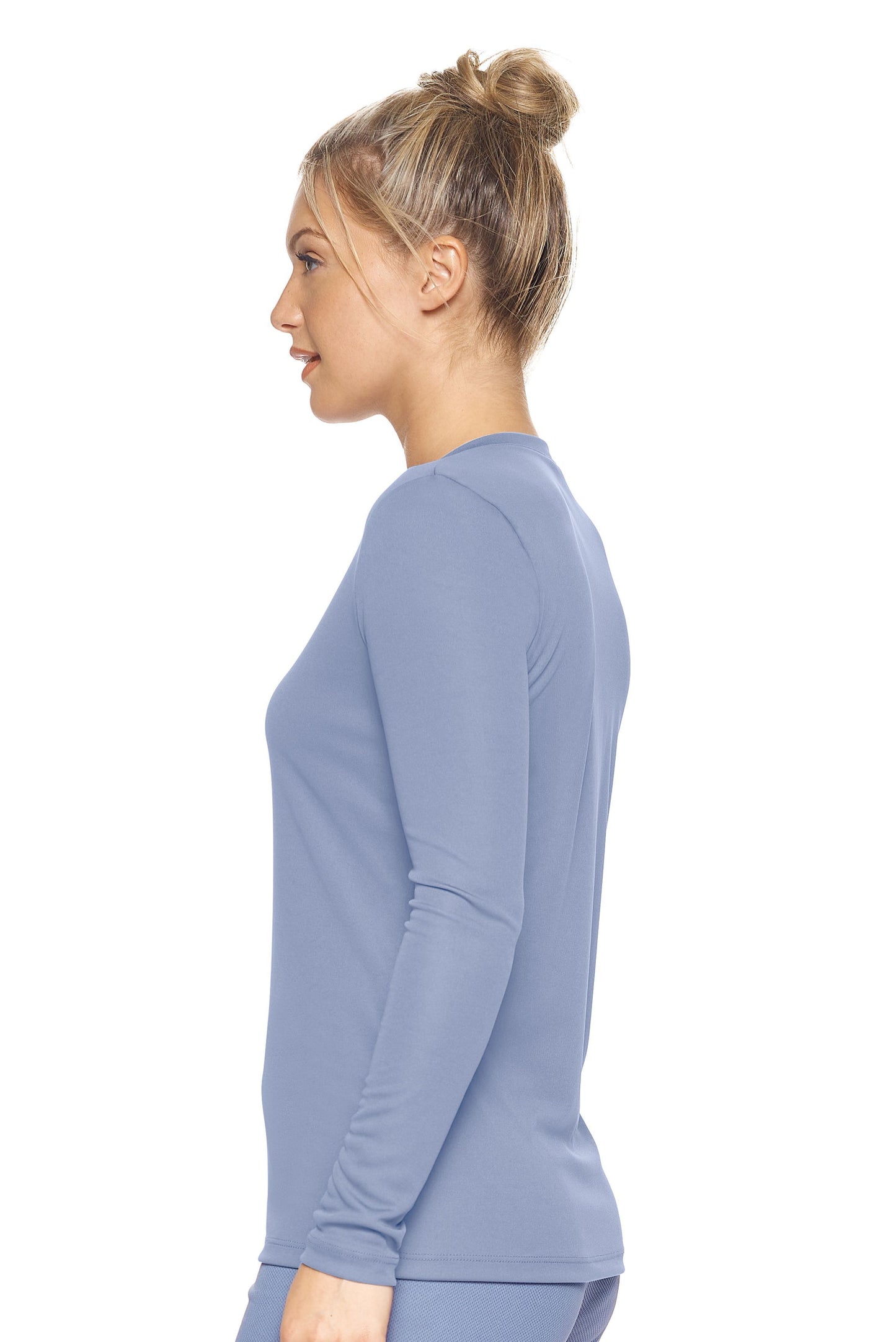 AI302 Women's V-Neck Long Sleeve Expert Tee